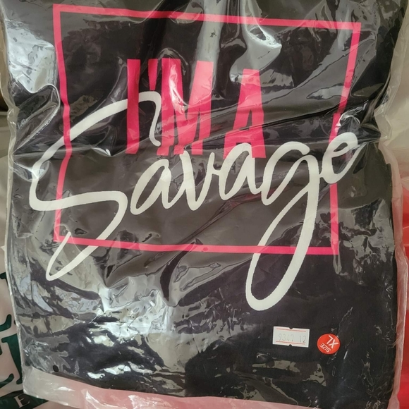 Clothes - Picture 2 of 10